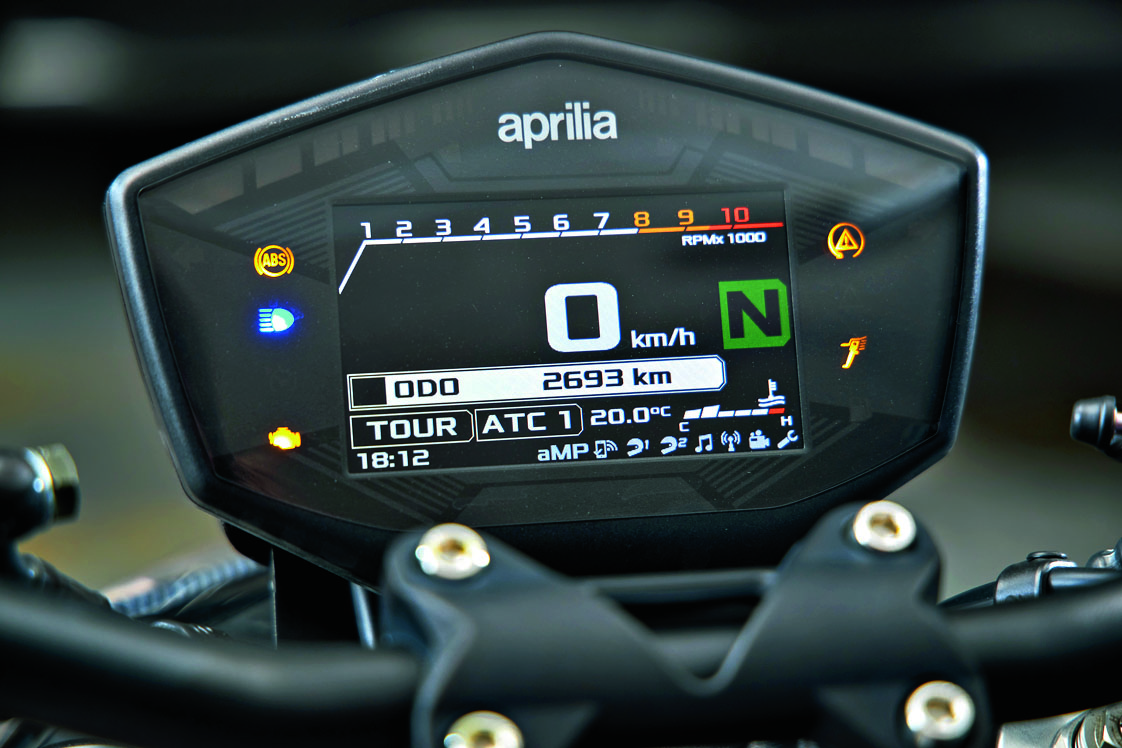 Тест Aprilia Shiver 900, MV Agusta Brutale 800 и Yamaha MT-09 SP: Два плюс один - Журнал "МОТО", Журнал Мото, Мото56