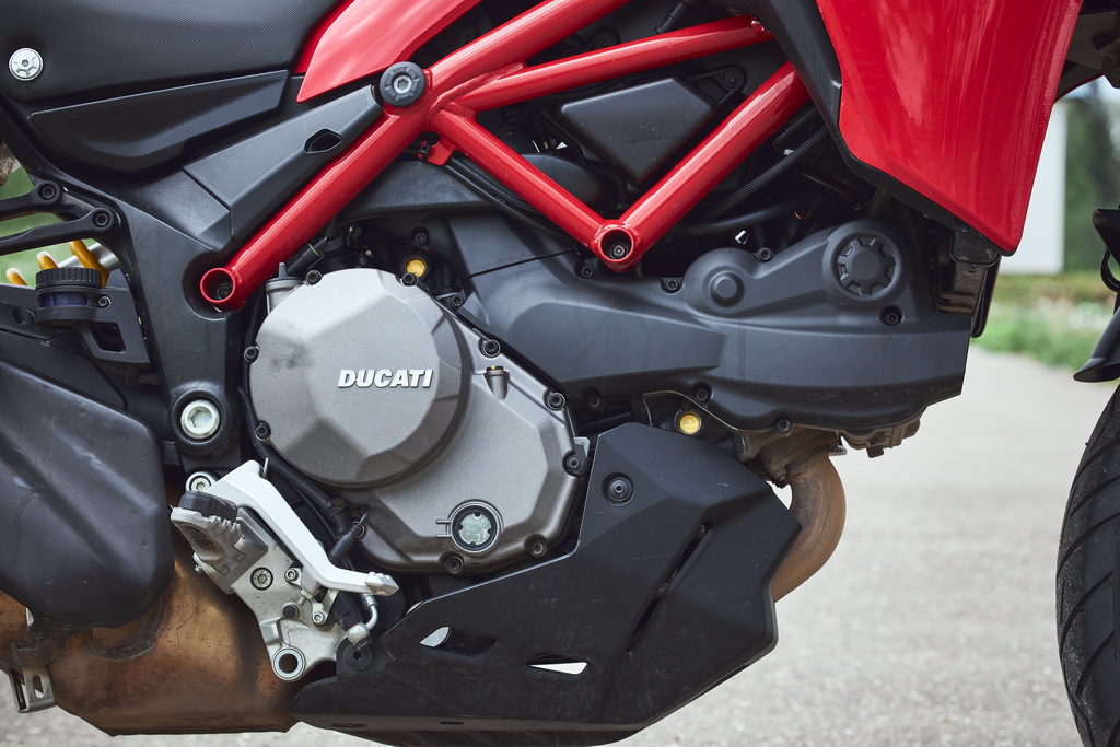 Эволюция. Два слоника: тест Ducati Multistrada 950S и Cagiva Navigator 1000 - Журнал "МОТО", Журнал Мото, Мото56
