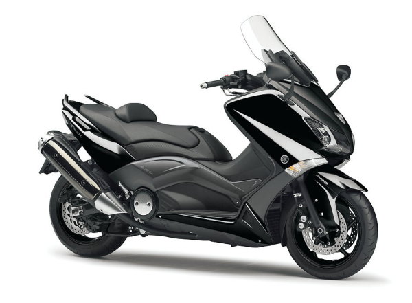 Yamaha Tmax: макси-скутер, 2012 г., 530 см&sup3;, 46 л.с., 221 кг, 509 000 р.