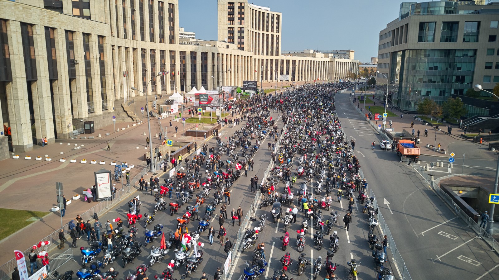 Московский мотофестиваль. Московский мотофестиваль 2022 на Ходынском поле. Ходынское поле мотофестиваль. Открытие мотосезона 2022 Москва. Мотофестиваль 2022 Москва.