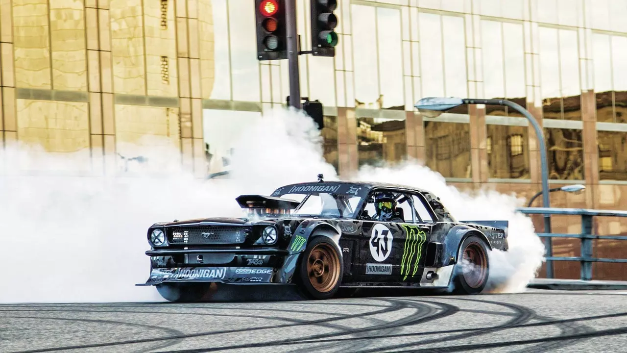 Ford Mustang Monster Energy 1965