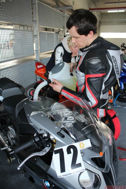 IMG_7861s.jpg
