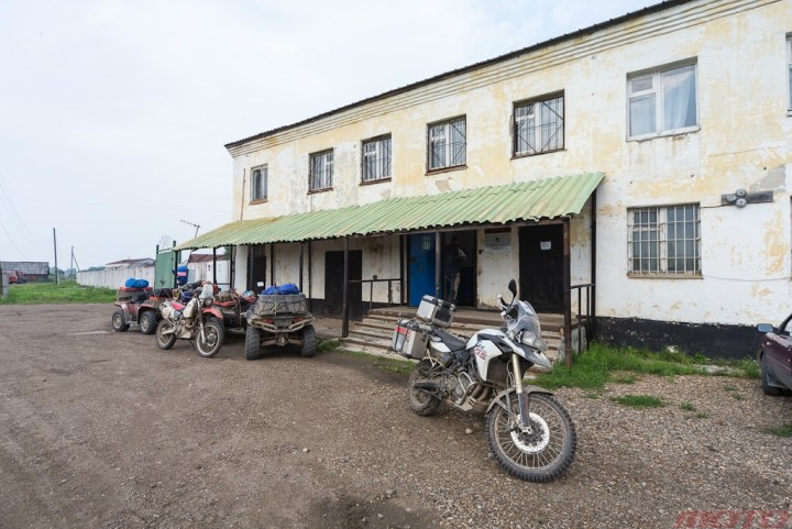 BMW-travelUral-301.jpg