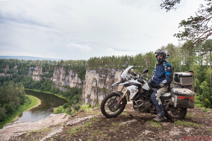 BMW-travelUral-200.jpg