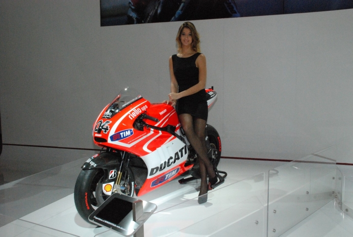 girld-eicma-2013-177.jpg