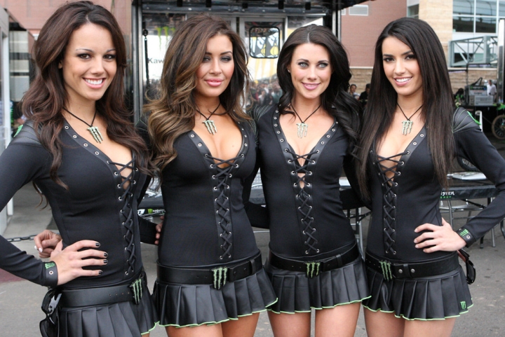 1-monster-girls-6.jpg