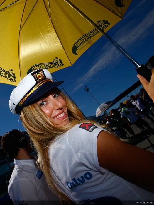paddock-girls-misano-35.jpg