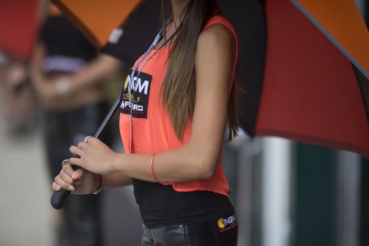 paddock-girls-misano-75.jpg