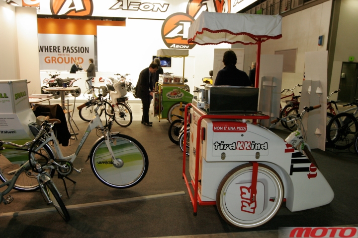 Eicma-green-11.jpg