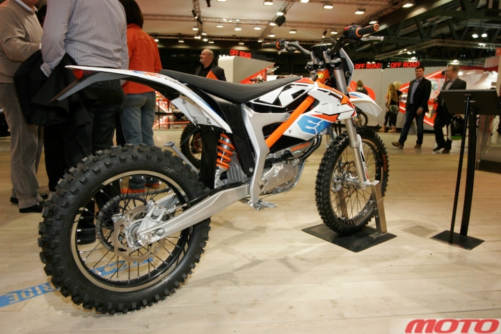 Eicma-green-12.jpg