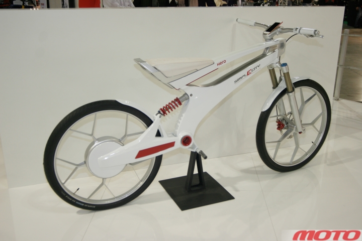 Eicma-green-64.jpg