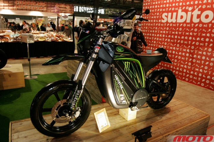 Eicma-green-101.jpg