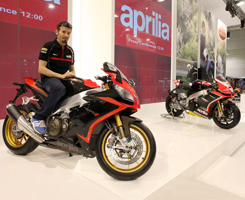 Первый взгляд: Aprilia RSV4 ABS Factory