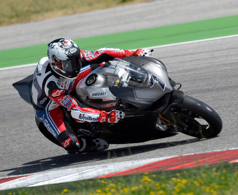 Ducati продлили контракт с Чекой и прервали с Althea Racing