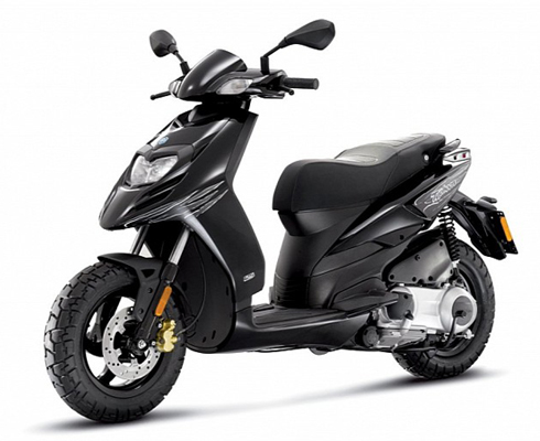 Piaggio Typhoon – первый в Индии скутер с впрыском MPFI