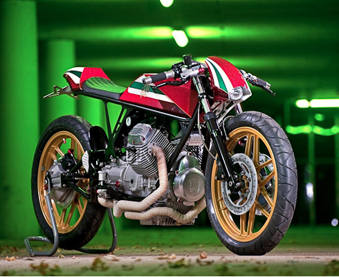 Кафе-рейсер Moto Guzzi V50 «Камень»