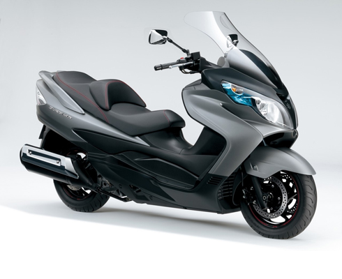 Suzuki оценила люкс в 6390 евро
