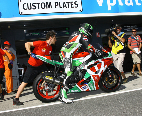 Российская команда на подиуме в Phillip Island