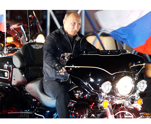 В. Путин попал в черный список из-за контактов с «Ночными волками»