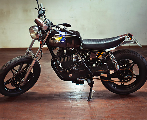 Honda FT500 от Lorenzo Buratti