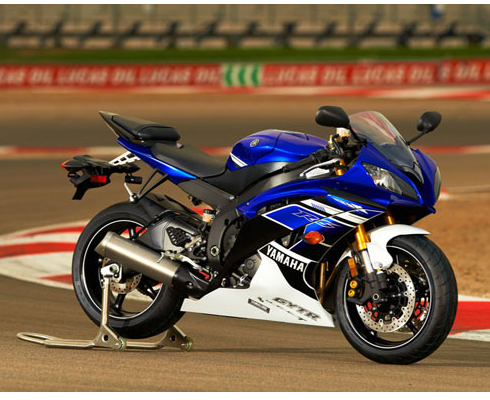 Yamaha разрабатывает YZF-R400 и -R650?