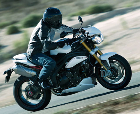 Triumph запустит продажи в Индии в ноябре 2013 года