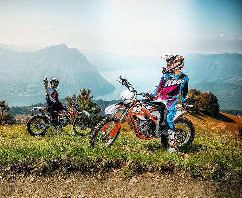 2014 KTM Freeride 250R: Мощь двух тактов помноженная на 90 кг веса