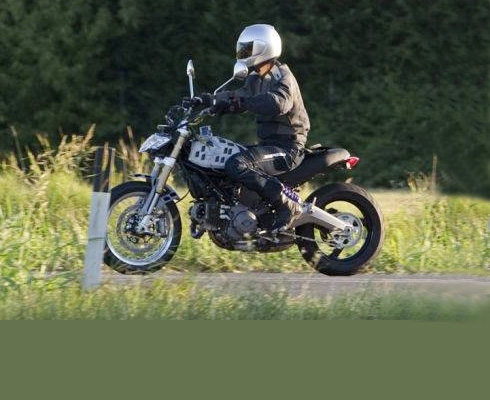 В объектив камер попал Ducati Scrambler