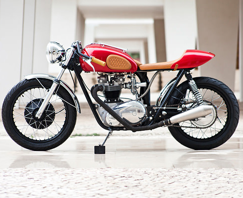 Triumph TR6R из Tricana Motorcycles