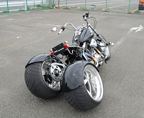 Kreissieg построили уникальный трайк из Harley-Davidson