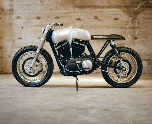 Кастом H.-D. Sportster 883