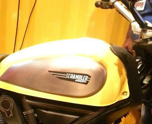 Шпионское фото Ducati Scrambler