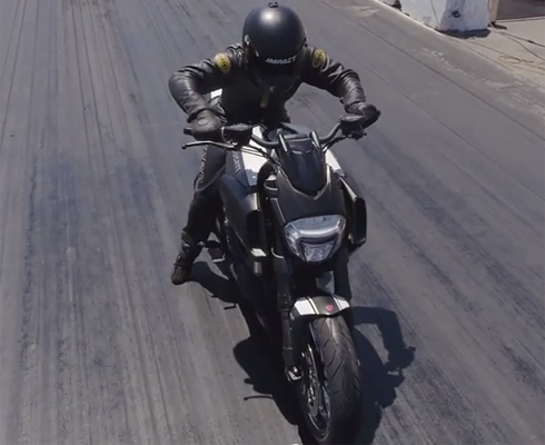 Ducati Diavel Vs Harley-Davidson Low Rider