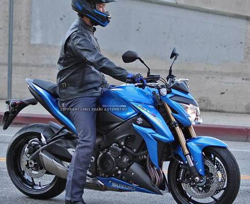 Suzuki GSX-S1000 изобличили на тестах