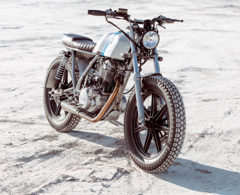 Yamaha SR500 из Константинополя
