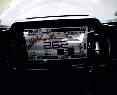 Yamaha YZF-R1: «Все изменится»