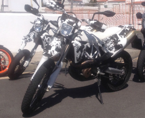 Husqvarna 701 по-прежнему походит на KTM