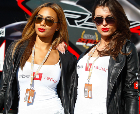 WSBK-2015: Девушки голландского паддока