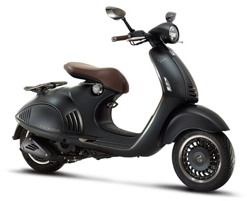 Vespa становится более стильной с Armani