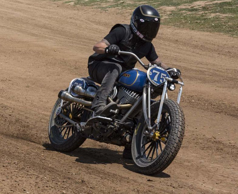 Гоночный Indian Chief Роланда Сендса