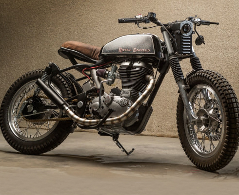 Royal Enfield Bullet «Цветок в пустыне»