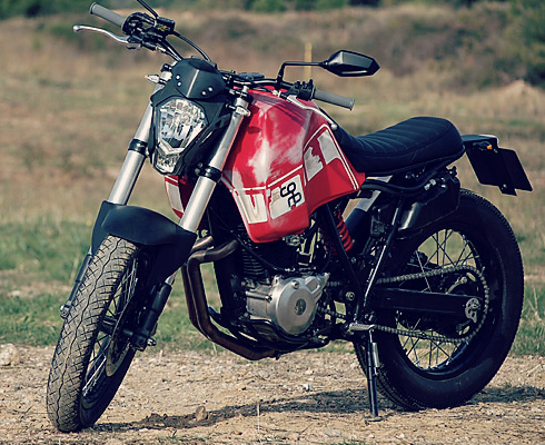 Трекер Yamaha XT600