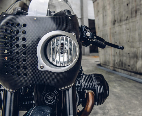 BMW R nineT «Баварский кулак»