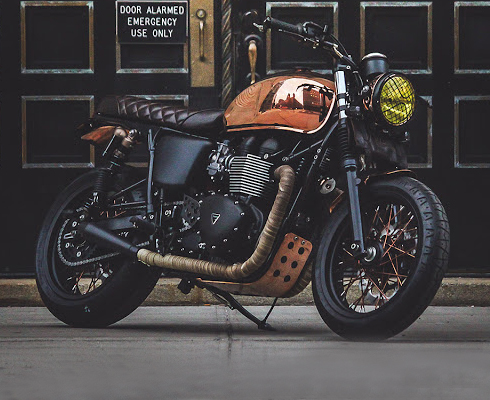 Triumph Bonneville «Мисс Манипенни»