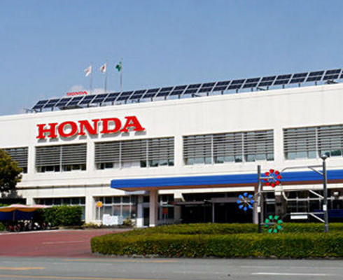 Honda приостанавливает производство мотоциклов