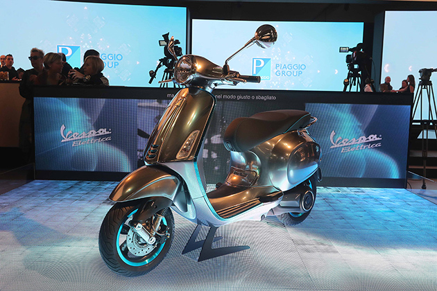 Piaggio Group на EICMA: Тоска-то какая...