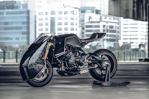 «Чужой» среди нас: MV Agusta Brutale превратилась в «баллистический трезубец»