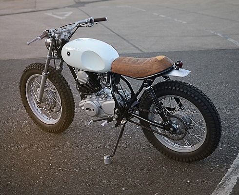 Маленький шедевр: модифицированная Yamaha SR250 на зависть окружающим
