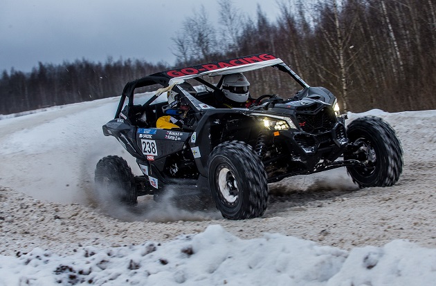 Вышел, размялся: Can-Am Maverick X3 победил в дебютной гонке