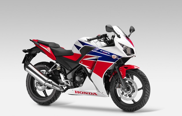 Предсезонные скидки: Honda снижает цены на мотоциклы и «квадрики»